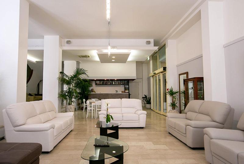 Hotel La Perla Rimini Esterno foto