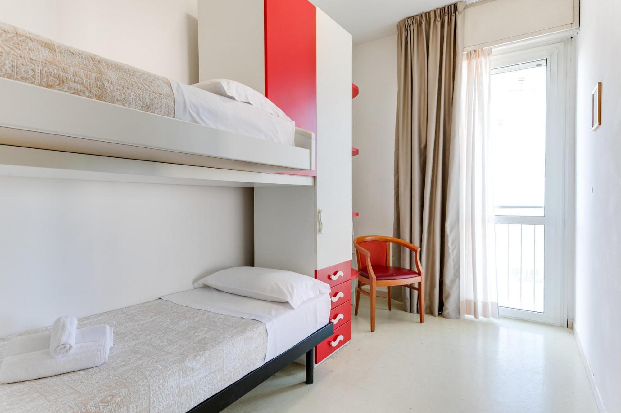 Hotel La Perla Rimini Esterno foto