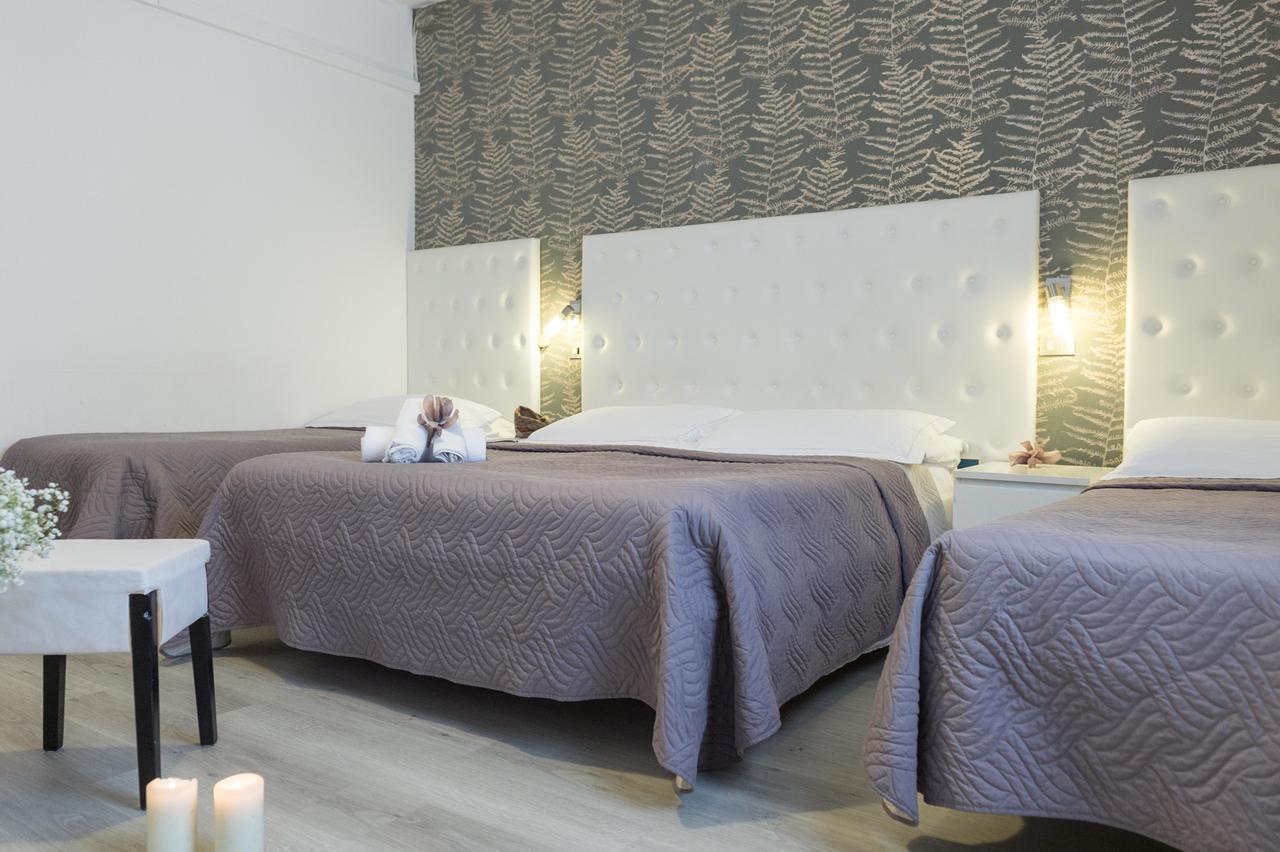 Hotel La Perla Rimini Esterno foto