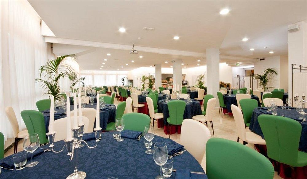 Hotel La Perla Rimini Esterno foto